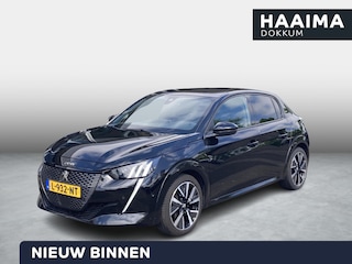 Peugeot 208 1.2 PureTech GT | Automaat | Navigatie | Panoramadak  | Climate control | Parkeersensoren voor en achter | Achteruitrijcamera| Keyless entry | Apple Carplay/Android Auto | Trekhaak afn. kogel