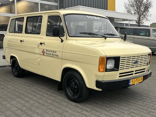 Ford Transit Binnenstad Vrijstelling 100 AUTOCAR 8-persoons Personenbus Kombi Combi Groeps vervoer Oldtimer Wegenbelastingvrij Toegang steden blijvend mogelijk Trekhaak Youngtimer Emissievrij toegankelijk !! Personenbus Tourer Kombi Groepsvervoer