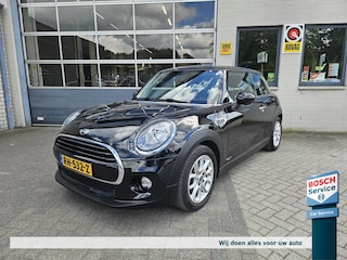 Mini Cooper 1.5 Business Edition