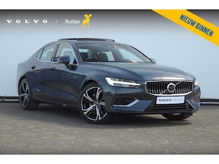 Volvo S60 T6 350PK Automaat Recharge Ultimate Bright / Head-up display / Harman Kardon audio / Panoramadak / BLIS / Elektrisch bedienbare voorstoelen / Memory seats / Verwarmbare stoelen / Keyless entry /