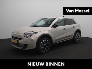 Fiat 600 e La Prima 54 kWh | ADAS L2 | Achteruitrijcamera | 360 Parkeersensoren | Lederen bekleding + Massagestoel | 18'' LM Velgen |