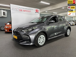 Toyota Yaris 1.5 Hybrid Active / NL-auto, Eerste eigenaar, Radio, Navi, Airco, Camera