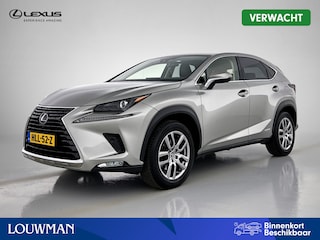 Lexus NX 300h AWD Luxury Edition Limited | Panoramadak | Trekhaak | Stoelverwarming | Apple CarPlay / Android Auto |