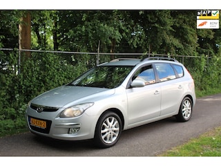 Hyundai i30 CW 1.6i Dynamic Business *1e EIG !!
