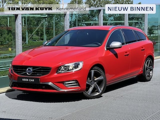 Volvo V60 1.6 T3 R-Design Zeer net! Stoelverwarming, Climate control, Adaptieve bochtverlichting, Trekhaak, Bluetooth, Navigatie