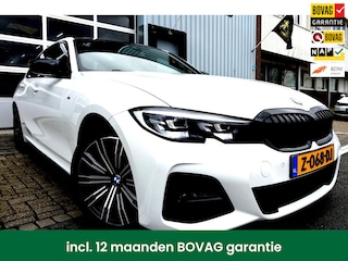 BMW 330e M Sport White-Black LM18/PDC/LEER/NAVI/PANO