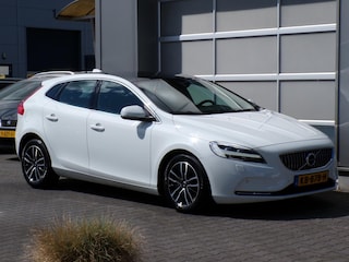 Volvo V40 2.0 T2 Nordic+|Cruise|Dak|Navi|BT|LED|CAM|PDC|Leer