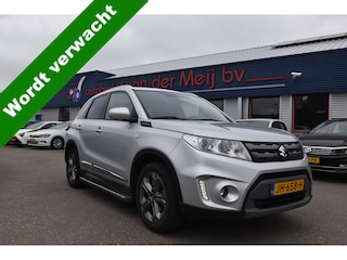 Suzuki Vitara 1.6 Exclusive , TREKHAAK , A UITRIJ CAM , CLIMATR , NAVI , CR CONTR ,