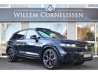 Volkswagen Touareg 3.0 TSi eHybrid 4M R Pano Trekhaak Dynaudio Puglia Massage Zitklima