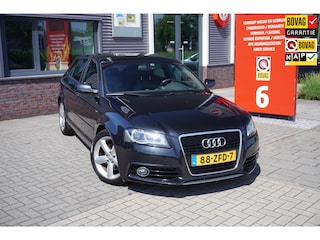 Audi A3 Sportback 1.4 TFSI S Edition; 2x S line