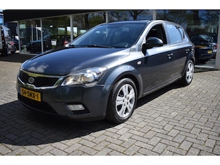 Kia Ceed cee'd 1.6 CVVT X-ecutive