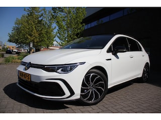 Volkswagen Golf 1.5 eTSI R-Line