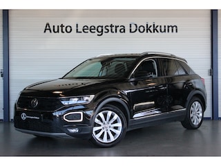 Volkswagen T-Roc 1.5 TSI Sport Afn. Trekhaak | Virtual Cockpit | Stoelverw. | Carplay | Clima | Adapt. Cruise | LED | Camera | 17" LMV | PDC V+A