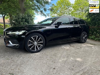 Volvo V60 2.0 T6 Plug-in hybrid AWD Ultimate Bright