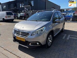 Peugeot 2008 1.2 Allure - Navi - Trekhaak -Nw Riem - Nw Apk