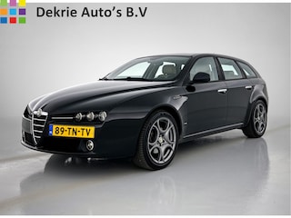 Alfa Romeo 159 Sportwagon *Young Timer* 1.8i 141PK Distinctive 100% Documentatie * Cruise-ctr. / Airco / Apk Dec-2025