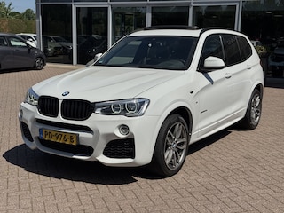 BMW X3 xDrive20d High Exe. M Sport / Trekhaak / Panoramadak / Half leder / Head-up / 19'' / Navigatie / Stoelverwarming / DAB / Cruise Control
