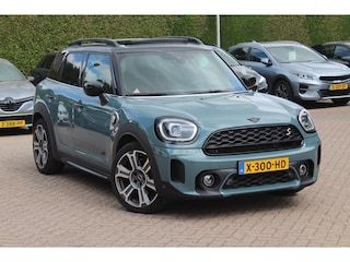 Mini Countryman 2.0 Cooper S E ALL4 Untamed Edition / Panoramadak / Camera / Head-up / Leder / 19'' / Keyless / Harman Kardon / Matrix LED / DAB / ACC / Stoelverwarming