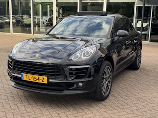 Porsche Macan 2.0 / Panoramadak / Camera / 20'' / Leder / Apple CarPlay / Stoelverwarming / DAB / Cruise Control