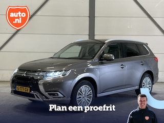 Mitsubishi Outlander 2.4 PHEV Intense | Trekhaak | Carplay | Camera | Stoelverwarming | Keyless | LED | 18"LM Velgen |