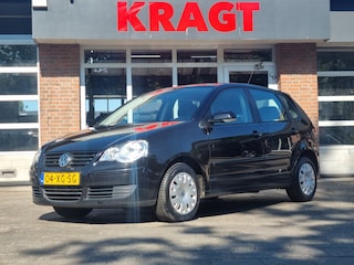 Volkswagen Polo Optive 1.4 75 pk - 5drs - AUTOMAAT - 2e eigenaar