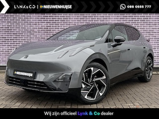 Lynk & Co 02 More 66 KW | Adaptive Cruise Control | Panoramadak | Harman Kardon Premium Audio Systeem | 360 gr. camera | Stoel/Stuurverwarming | Apple CarPlay/Android Auto | 20"LM-velgen | Tot 445 km elektrisch bereik