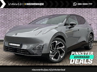 Lynk & Co 02 More 66 KW | Adaptive Cruise Control | Panoramadak | Harman Kardon Premium Audio Systeem | 360 gr. camera | Stoel/Stuurverwarming | Apple CarPlay/Android Auto | 20"LM-velgen | Tot 445 km elektrisch bereik