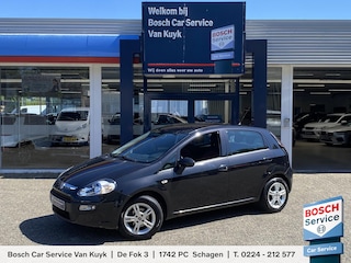 Fiat Punto Evo 1.4 Dynamic / 5-Deurs / Automaat / 143.000 KM / Stoelverwarming / Cruise-Control / Airco / Elektr.-Ramen Voor / Armsteun-Voor / PDC-Achter / 15'' LMV / All-Season / ENZ.