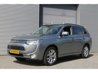 Mitsubishi Outlander 2.0 PHEV Instyle I Aut. I Navi I Schuifdak I Camera I Leder