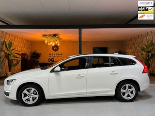 Volvo V60 2.0 D2 Ocean Race Trekhaak StoelVW AchterbankVW Cruise Clima Navi Bluetooth Led Rijklaar