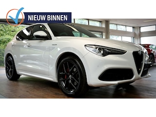Alfa Romeo Stelvio 2.2 JTD AWD Veloce | Panoramadak | | Schakel flippers | | Ledere