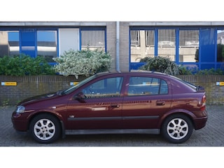 Opel Astra 1.6 Njoy