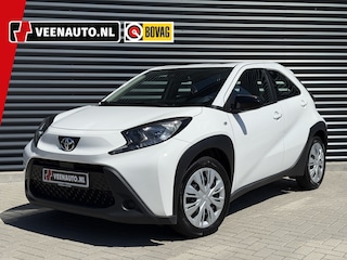 Toyota Aygo 1.0 VVT-i MT Play Camera/Apple/Stoelwarm/Keyless