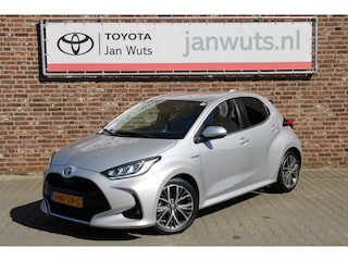 Toyota Yaris 1.5 Hybrid Executive + Leder