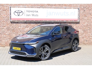 Toyota bZ4X Premium 4WD 71 kWh + trekhaak | 1e eigenaar