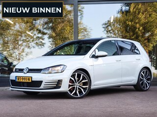 Volkswagen Golf 2.0 TDI GTD 210PK | DynAudio | Panodak | 19 inch | Volleder