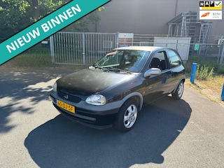 Opel Corsa 1.2i-16V Sport Cool ZO INGERUILD DUS ZO WEG PRIJSJE