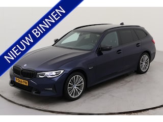 BMW 3-serie Touring 320e Business Edition Plus NL AUTO | LEDER | STOELVERW | CARPLAY |