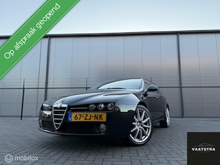 Alfa Romeo 159 Sportwagon 2.2 JTS Business | NWE APK | Leer | Airco | NAP | LMV 19 inch