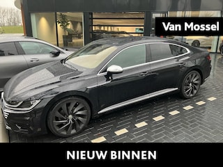 Volkswagen Arteon 1.5 TSI R-Line | Automaat | Panorama Schuif/Kantel Dak | Ergo Active Stoel | R-Line Interieur | Digital Cockpit PRO | Stoelverwarming Voor & Achter | Climatronic | Navigatie