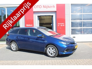 Toyota Auris Touring Sports 1.8 Hybrid Dynamic Go