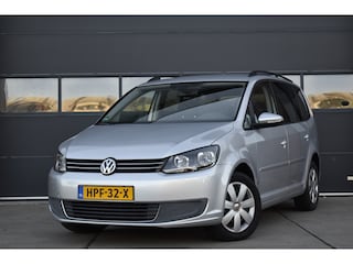 Volkswagen Touran 1.4 TSI Comfortline 7p. Carplay - Cruise - Navi - Clima
