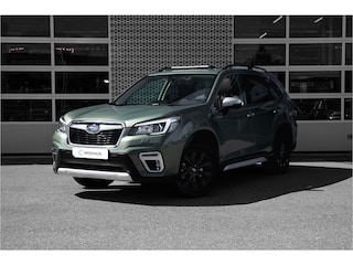 Subaru Forester 2.0i e-BOXER First Edition | Trekhaak | Panoramadak | Leder | Camera |