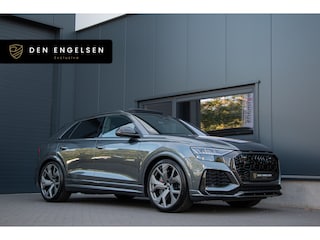Audi Q8 RSQ8 4.0 TFSI 600PK | ACC | Keramische | BTW | B&O+ | 360 Cam | Carbon | Lane & Side Assist | Pano | 23" | Black Pack | Massage + Ventilatie | RS Dynamic + | Ventilatie | Apple & Android Carplay | Achterasbesturing | Softclose | Alcantara Hemel | Alarm | Lederpack | RS Valcona | Head Up | Memory | Geluidsisolerend glas | Matrix | Led | Luchtvering |Stuurverwarming | N.P €274.999,-