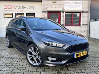 Ford Focus Wagon 1.5 EcoBoost ST Line Business