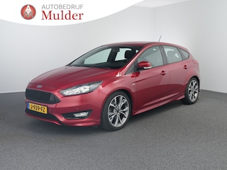Ford Focus ST-Line Eco-Boost | 183PK | Carplay | Winterpakket |