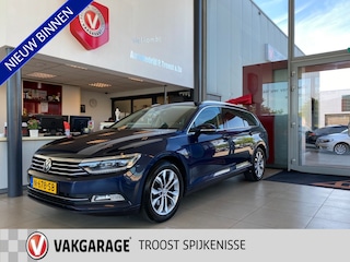 Volkswagen Passat Variant 1.4 TSI ACT Highline,100% Onderhouden,Navigatie,Parkeerassistent,Climate&Cruisecontrol,Spraakbediening,Keyless,V&A Sensoren,17 Inch Lmv