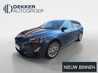 Ford Focus Wagon 1.0 EcoBoost Titanium Business WINTERPAKKET