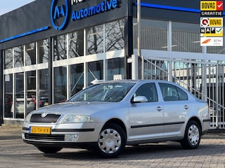 Skoda Octavia 1.6 Volledig onderhouden Airco DB riem VV Trekhaak APK 08-25 Boekjes NAP Topstaat