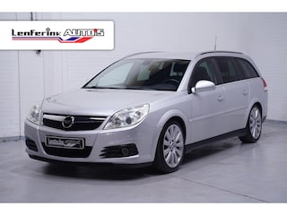 Opel Vectra Wagon 1.8-16V Executive lederen bekleding navigatie electr. achterklep sportonderstel 18"lmv cruise controlle clima trekhaak